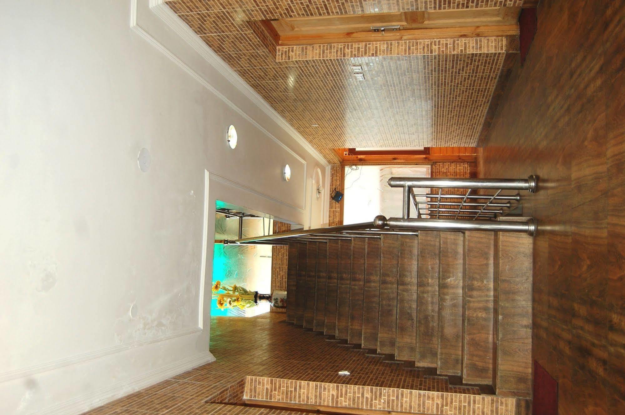 Hotel Paradise Inn Pahalgām Buitenkant foto