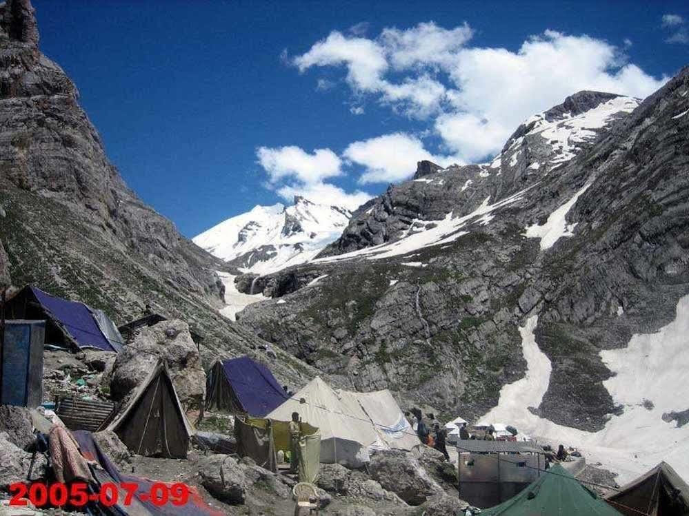 Hotel Paradise Inn Pahalgām Buitenkant foto